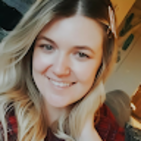 emelia_elphic